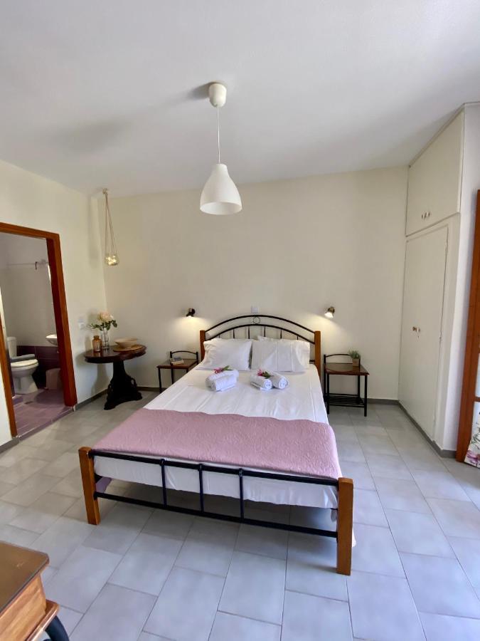 Lemon Tree Apartments A D Argostoli  Exterior photo
